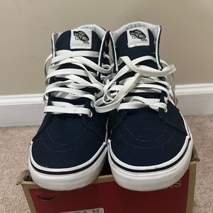 Sk8-Hi Canvas Vans